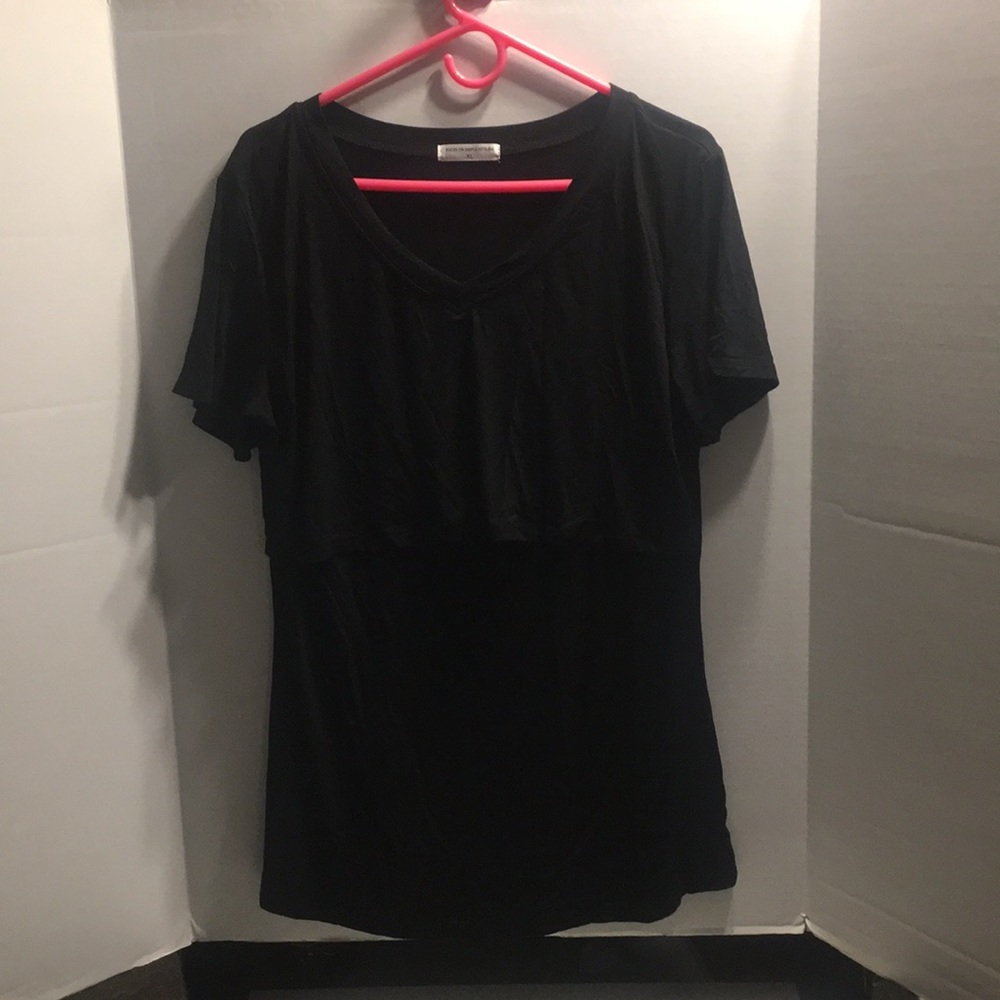 FOCUS ON SIMPLE STYLISH MATERNITY NURSING SHIET SIZE XL.